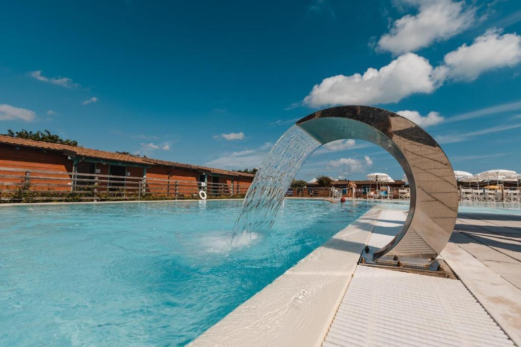 פורטו פוטנצה פיצ'נה Natural Village Resort מראה חיצוני תמונה